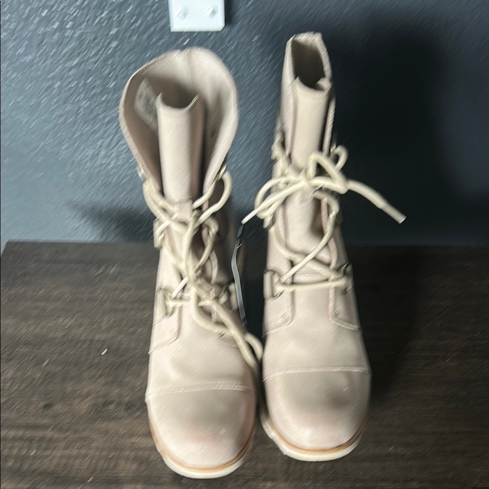 Sorel Tan Combat Moto Boots with Lace-Up Design